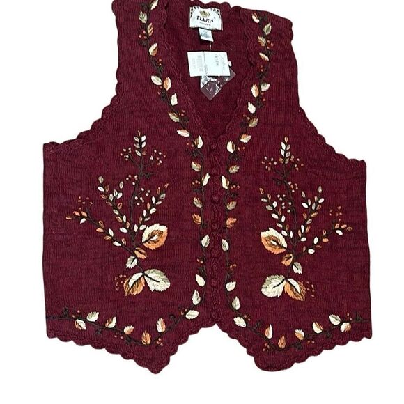 Tiara embroidered sweater vest 1X 14/16 new - Picture 1 of 7